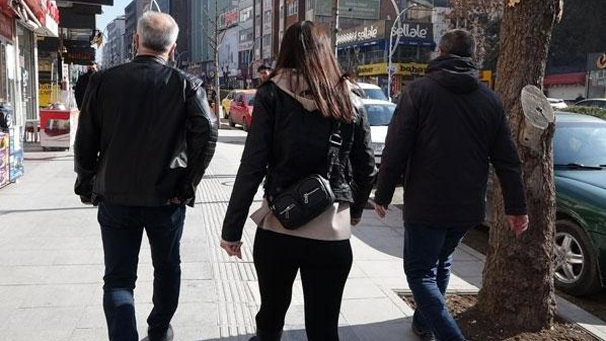 Koronavirüse karşı 'özel tim' görevde! Vaka sayılarında korkutan artış...