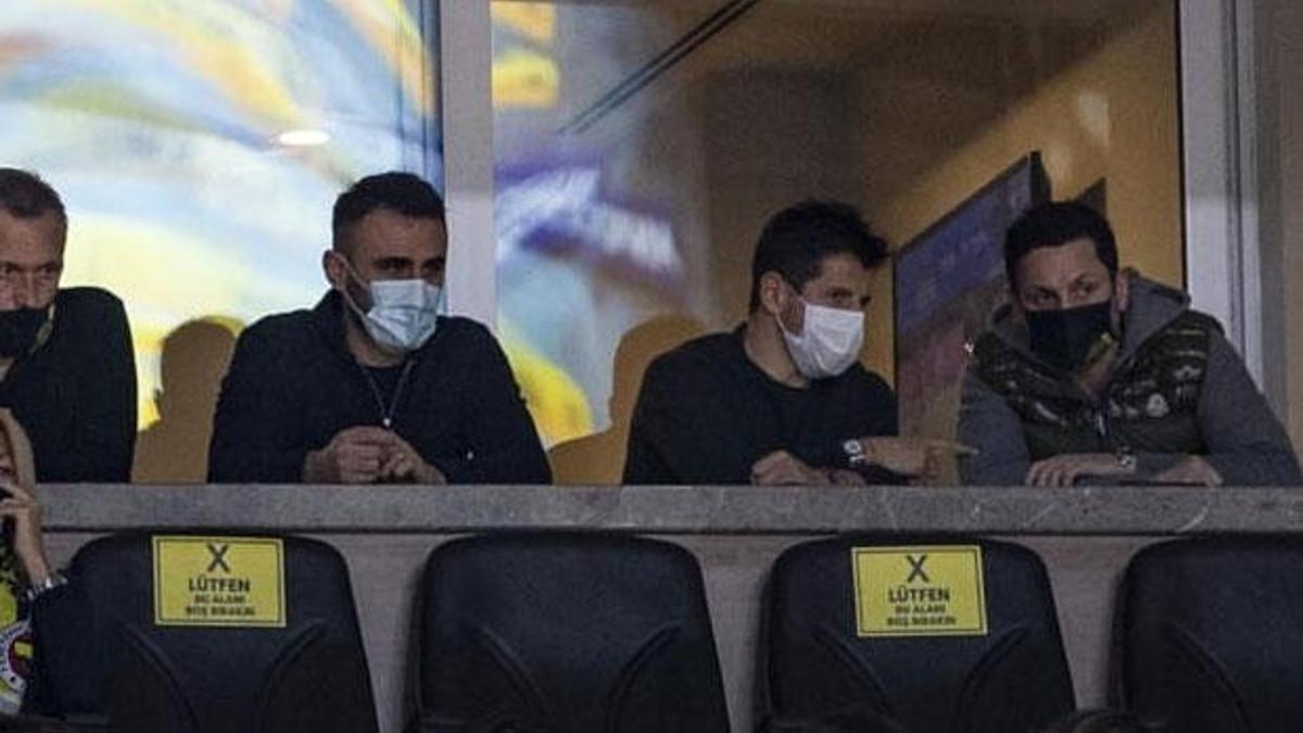 Emre Belözoğlu ve Erol Bulut Fenerbahçe Beko maçında