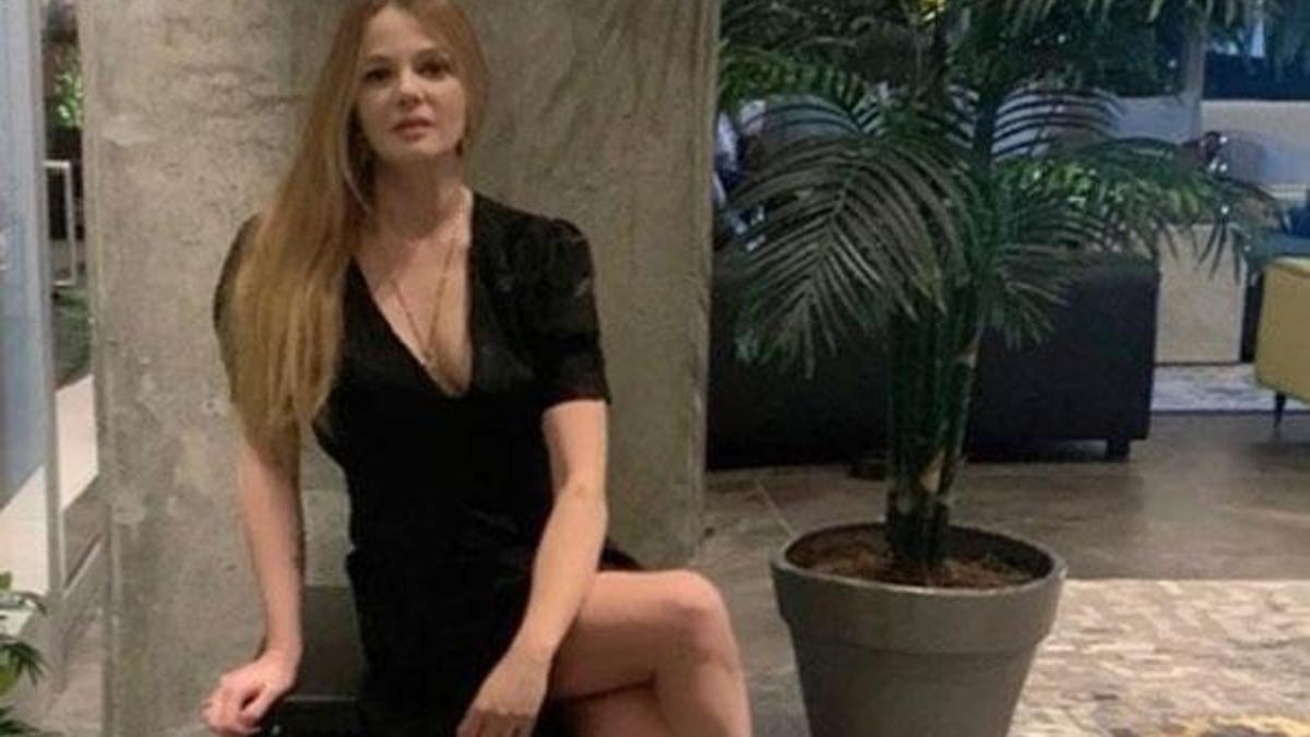 Naz Elmas'ın sütyensiz hali olay yarattı!