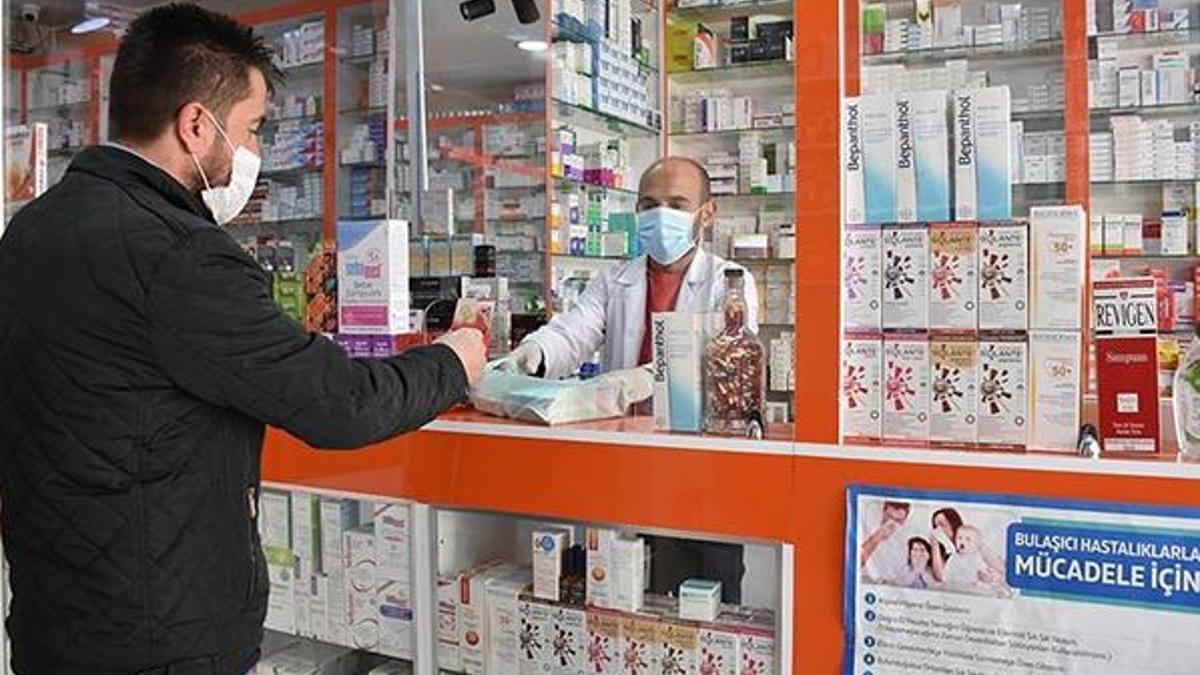 Nöbetçi eczane uygulamasında değişiklik! İşte İstanbul'da eczanelerin çalışma saatleri!
