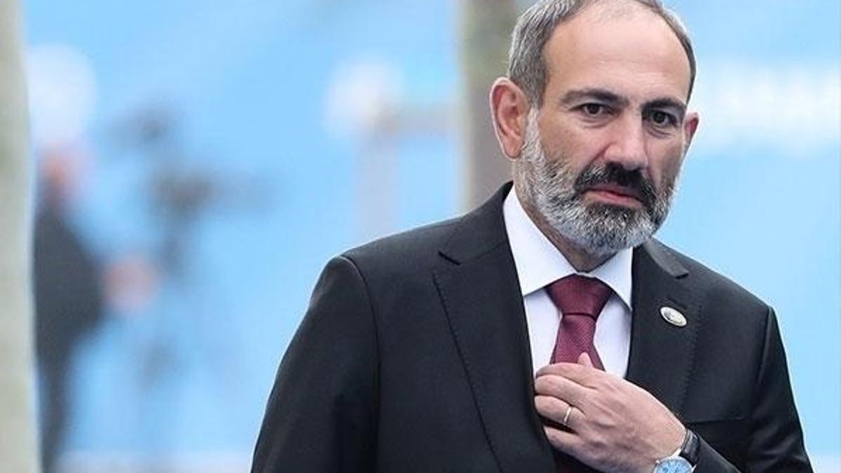 Paşinyan'ın erken seçim çağrısını reddettiler! Önce istifa...