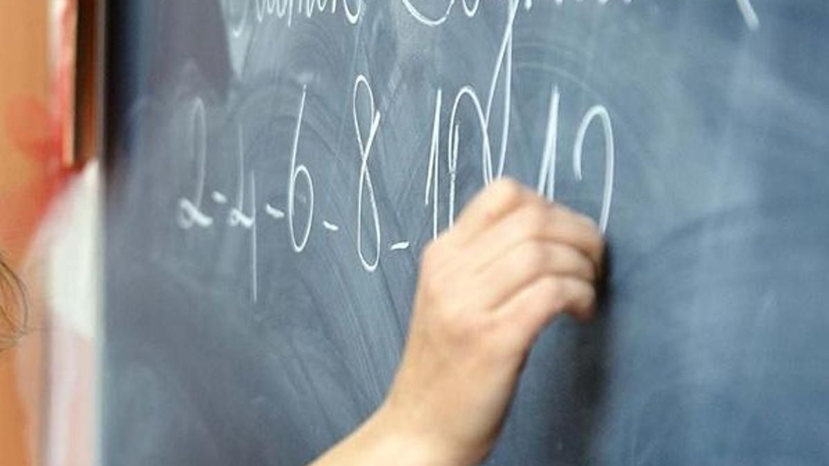 60 yaş üstü öğretmenler idari izinli mi? 60 yaş üstü idari izin yazısı gönderildi! 60 yaş üstü öğretmenler yüz yüze eğitim için okula gidecek mi