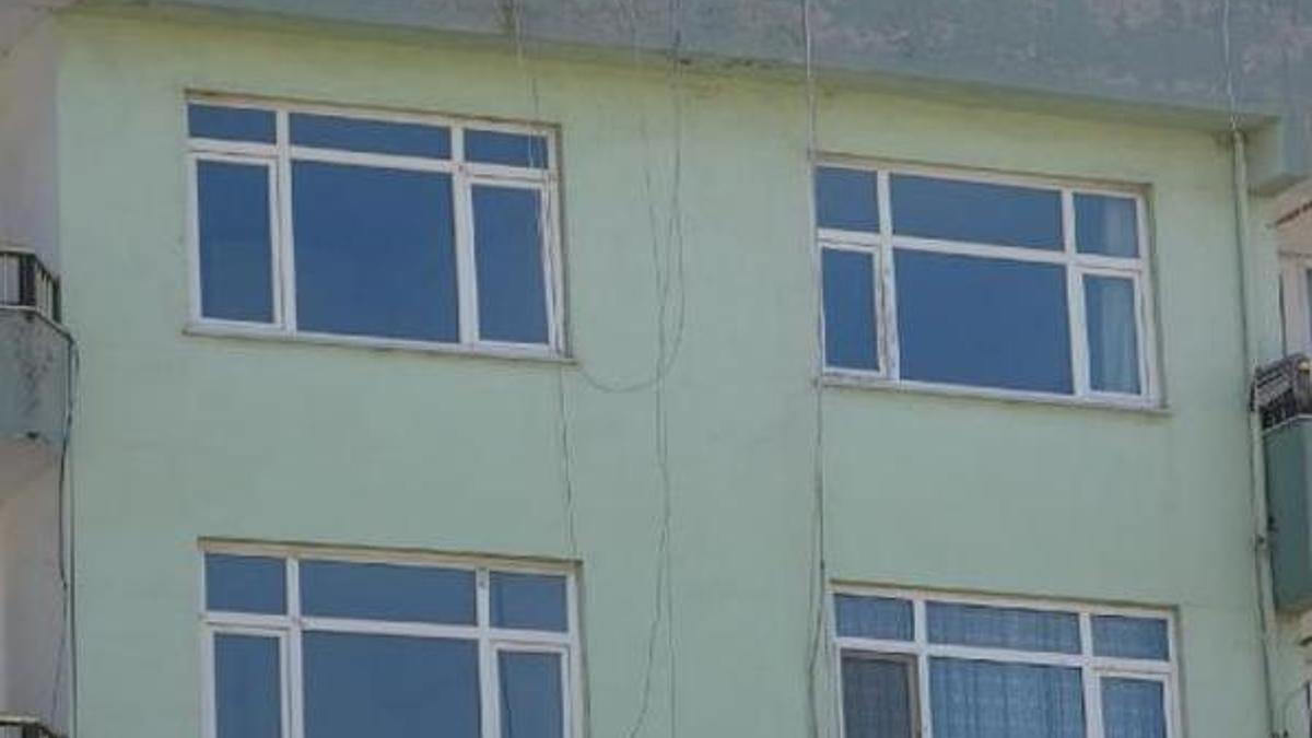 1 yaşındaki bebek, pencereden düşerek hayatını kaybetti