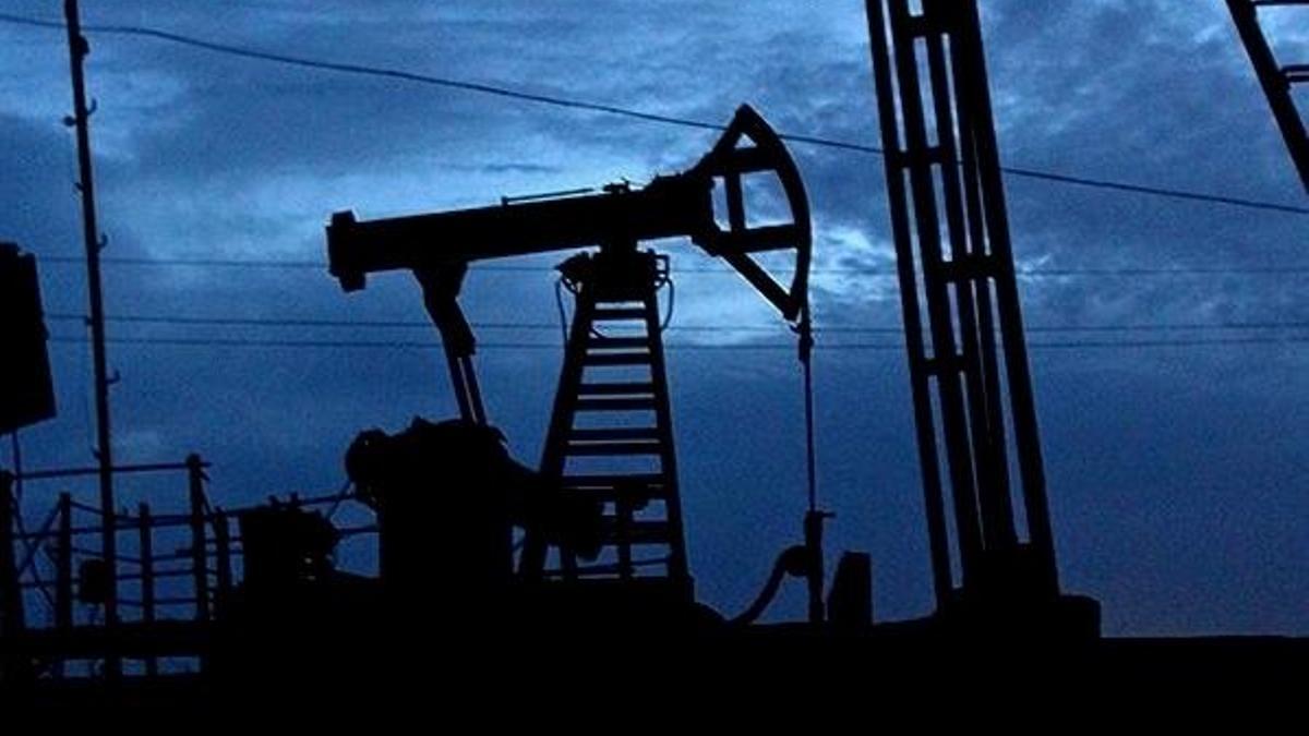 OPEC+ ülkeleri üretim kesintilerini 1 ay daha uzattı