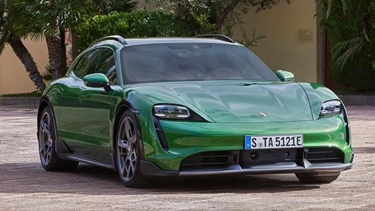 Porsche’nin elektriklisi yaklaşık 500 km menzile dayandı