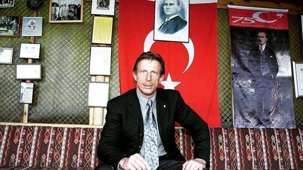 Christoph Daum sürprizini Almanlar duyurdu! Fenerbahçe puan kaybettikçe...