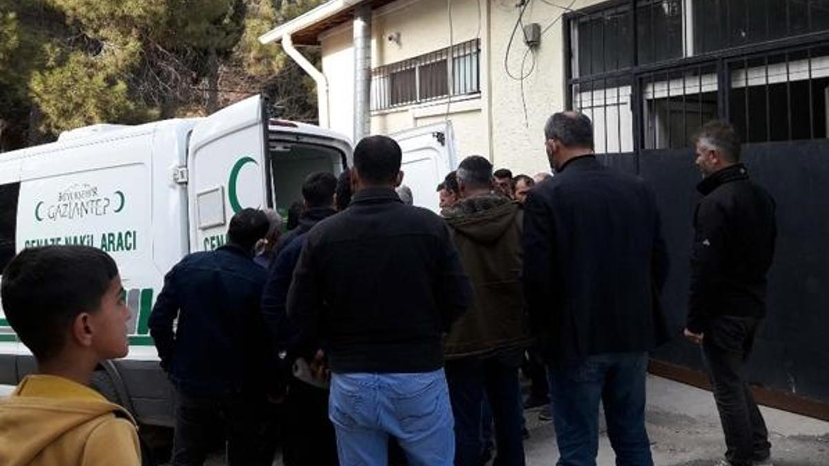 Gaziantep'te 4 yaşındaki kız çocuğu balkondan düştü!