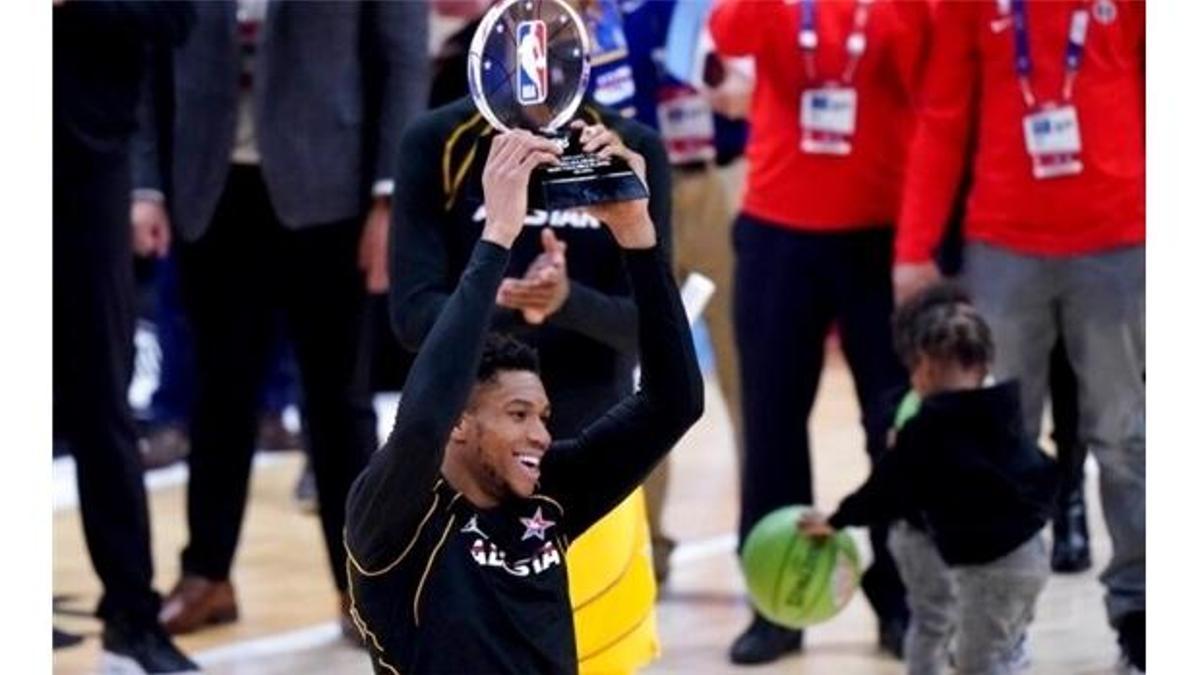Maçın MVP'si Giannis geceye damga vurdu