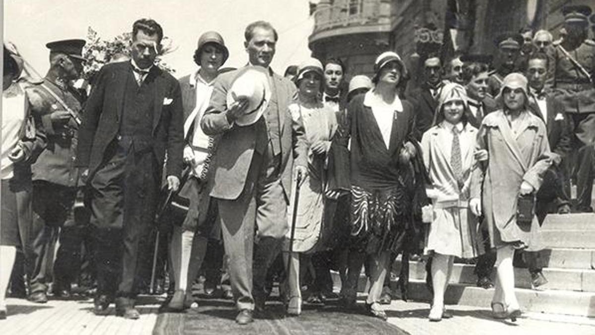 Atatürk'ün kadınlar ile ilgili sözleri! 8 Mart Dünya Kadınlar Günü ve Türk kadını