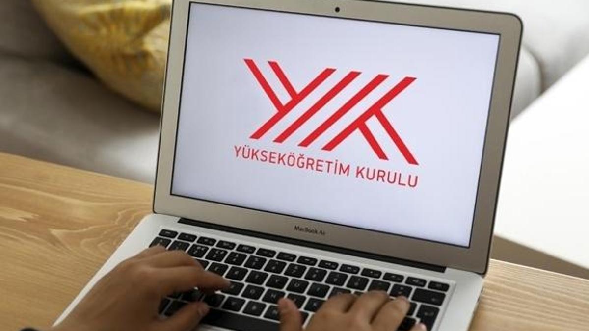 YÖK'ten yeni düzenleme! O uygulamaya son verilecek