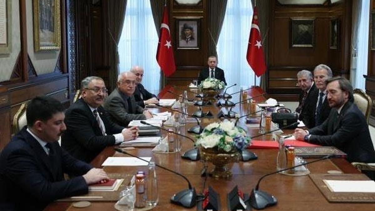 Cumhurbaşkanı Erdoğan'dan TV yayınlarında hassasiyet vurgusu
