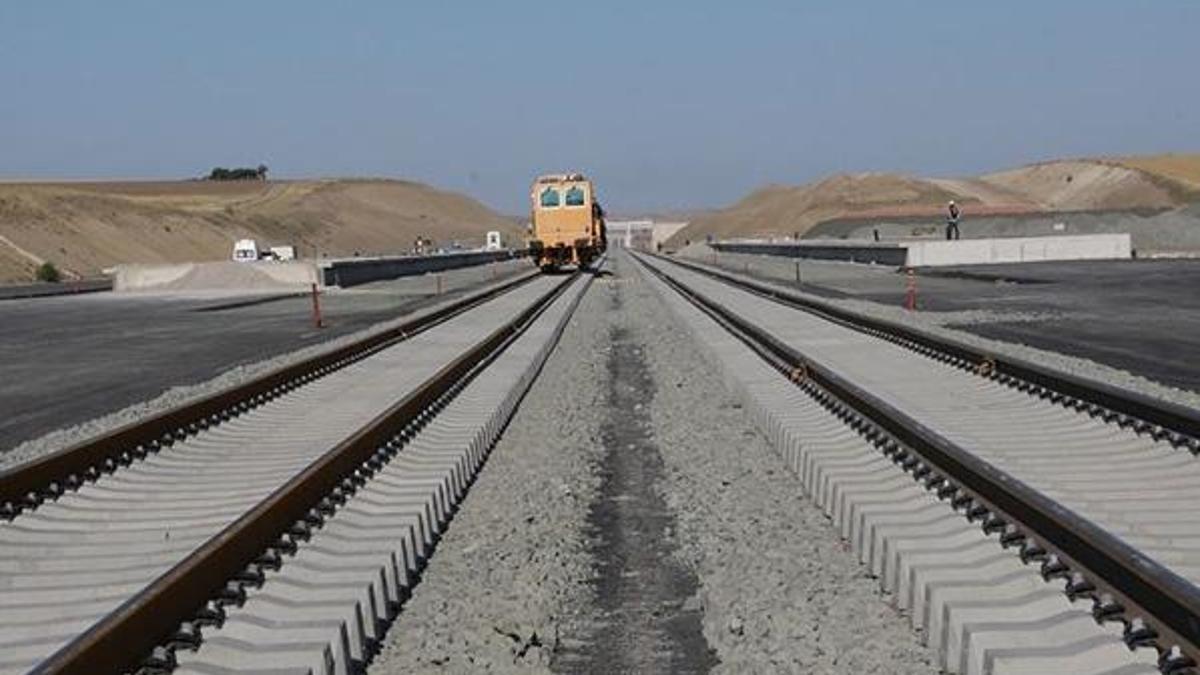 Ankara Sivas hızlı tren ile kaç saat? Bakan Karaismailoğlu tarih verdi! Ankara Sivas hızlı tren ne zaman açılacak?