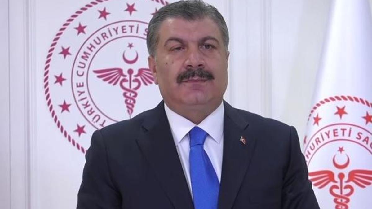 Bakan Koca'dan vatandaşlara flaş çağrı! 'Üstümüzden tümüyle atalım'