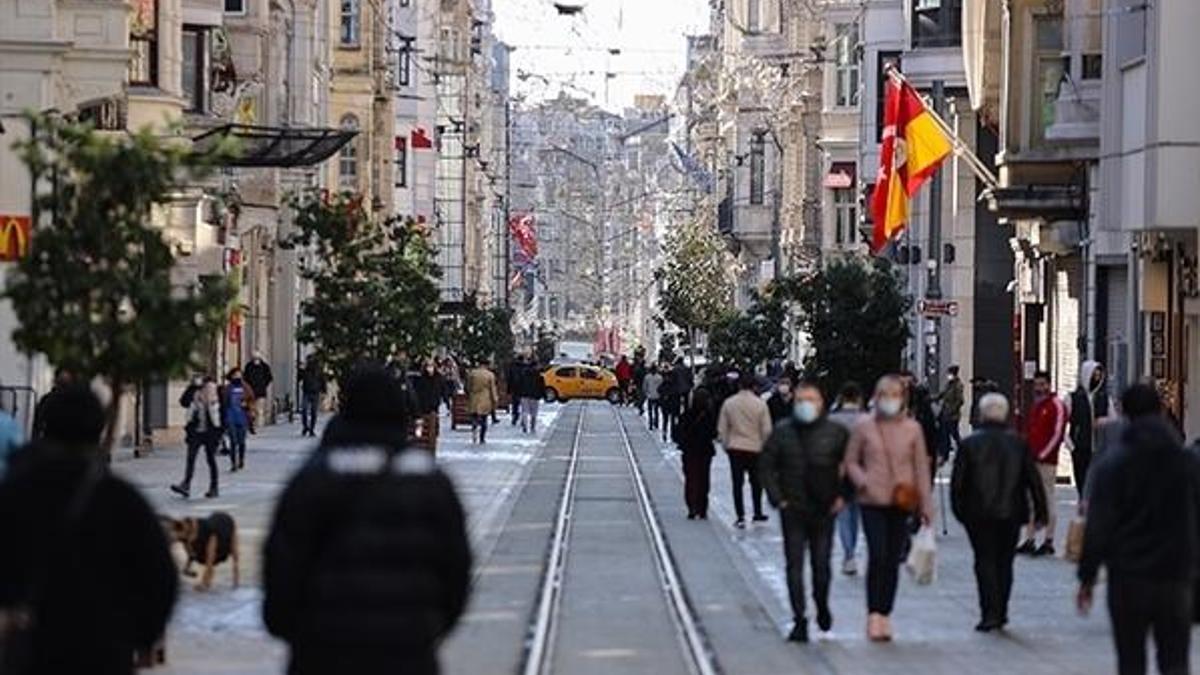 İstanbul için flaş karar! Kahvehane, berber, düğün ve spor salonu...