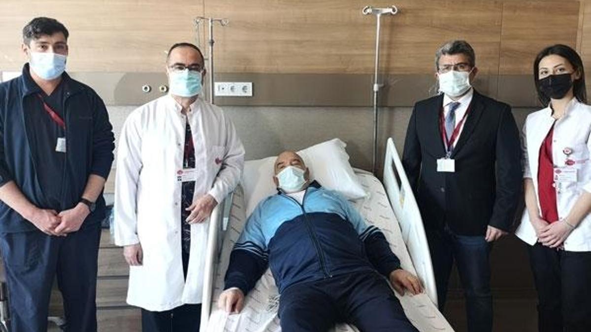 Doktorları bile şaşırttı! Karnında 'bomba' taşıyordu