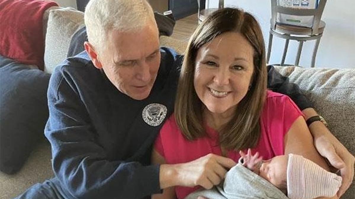 Eski ABD Başkan Yardımcısı Mike Pence, dede oldu