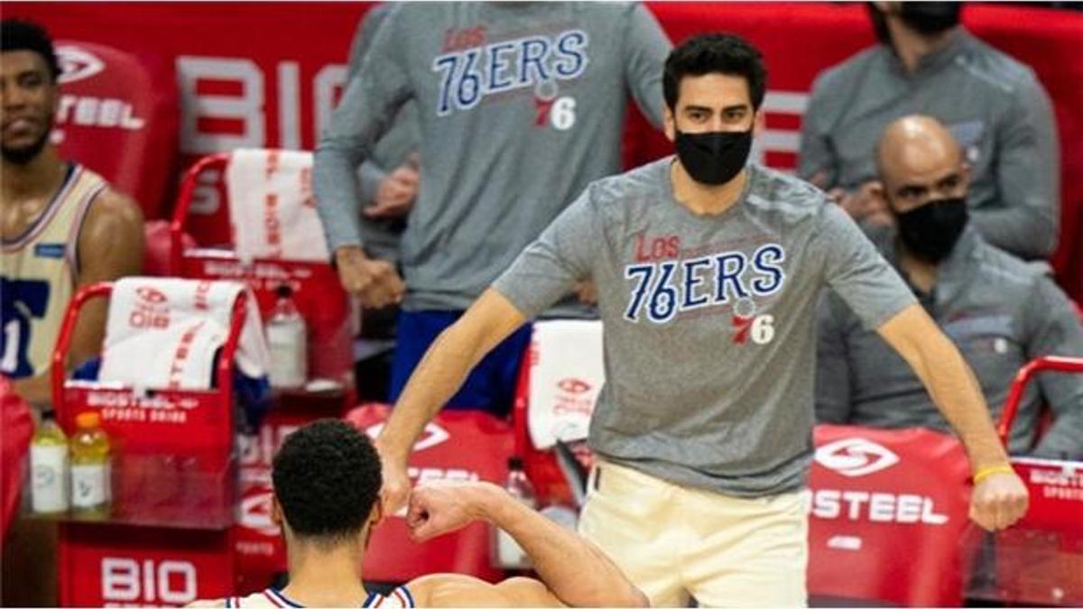 Furkan Korkmaz'dan 16 sayı, 2 asist, 1 ribaunt