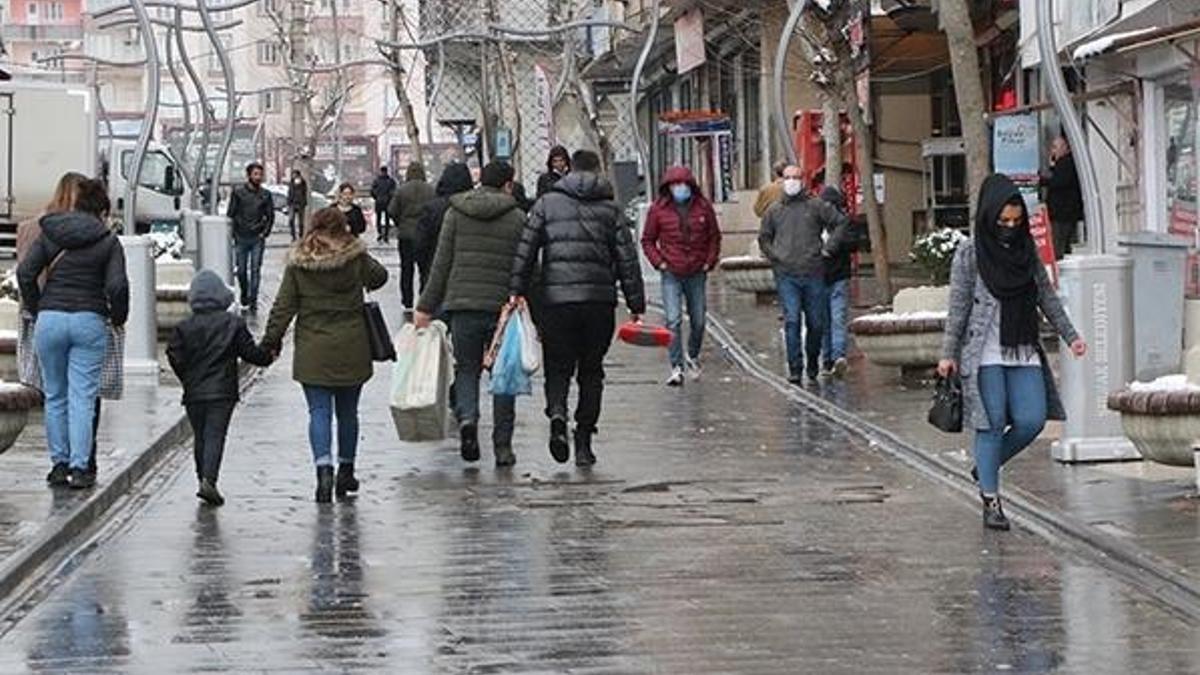 Şırnak'ın 'mavi' kalma sırrı: 80 kişilik ekip!