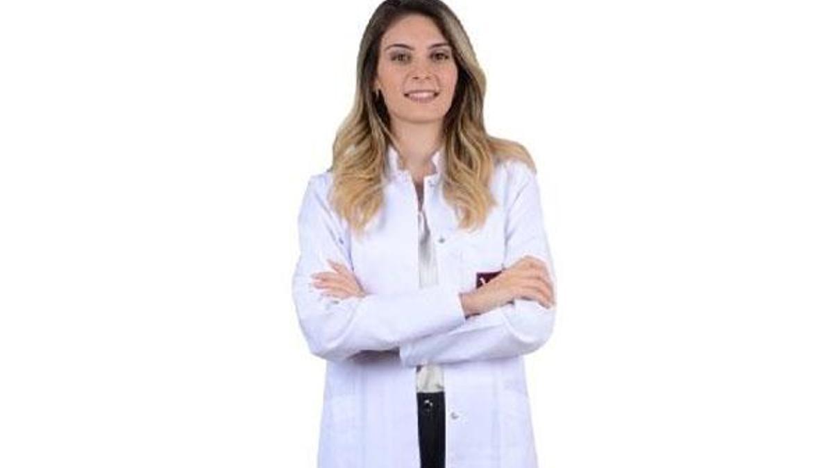 Cildin sıkı ve gergin olmasını sağlıyor
