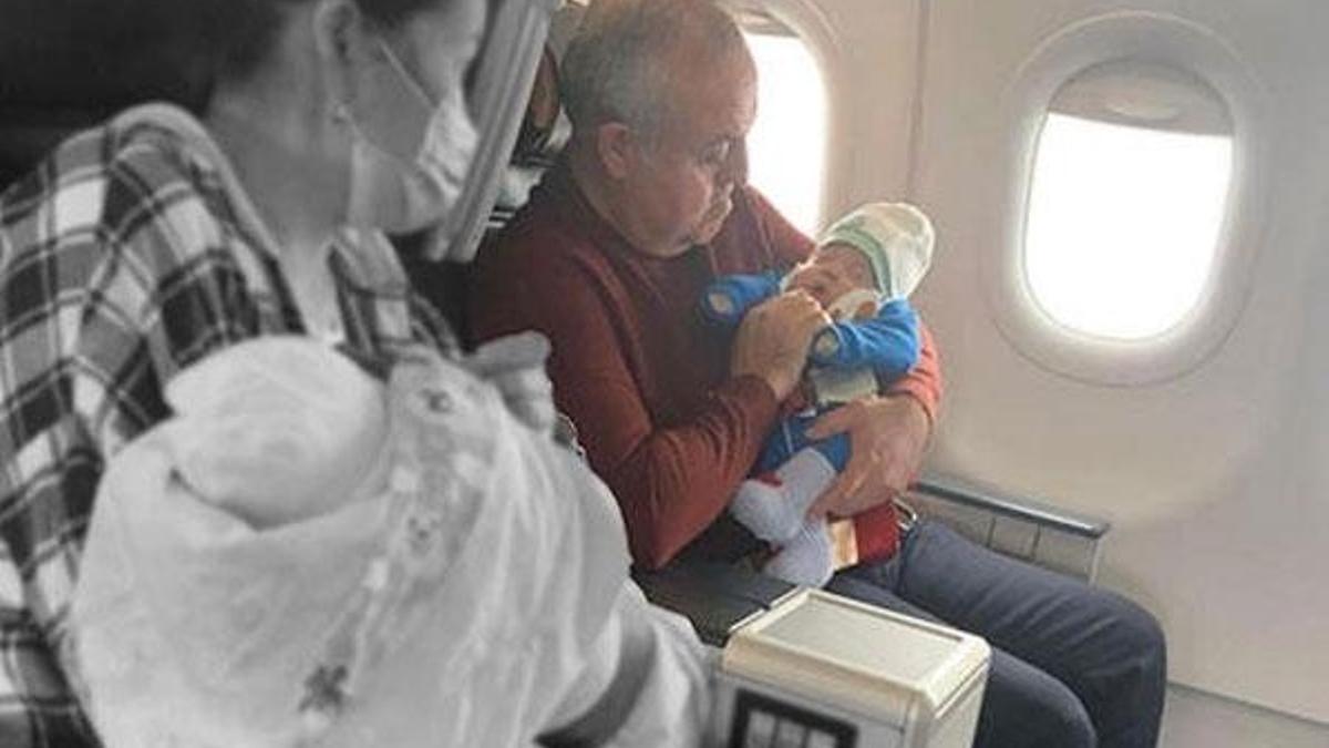 Uçakta bebek kalp krizi geçirdi, ilk müdahaleyi Milletvekili Dr. Şeker yaptı
