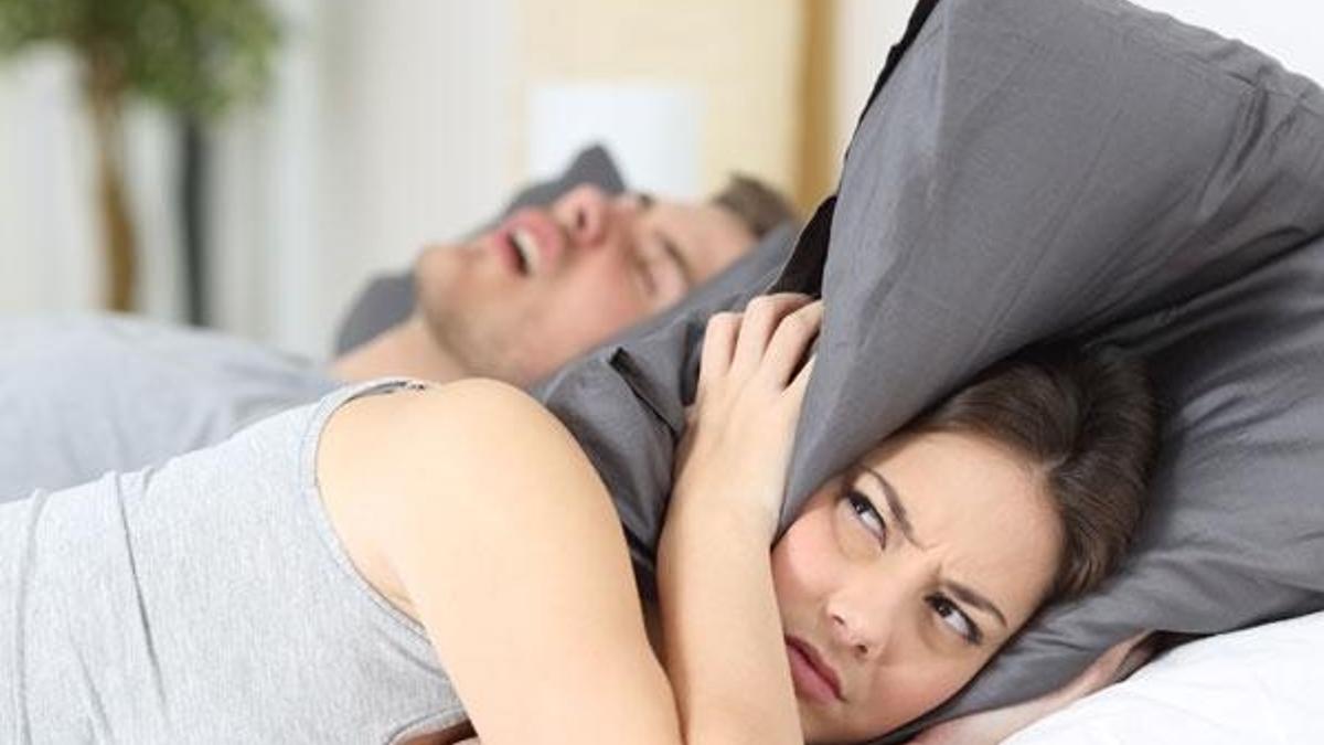 Horlamanın nedeni "uyku apnesi" olabilir
