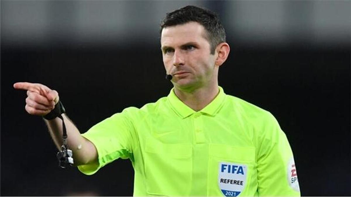Türkiye-Hollanda maçı Michael Oliver'ın!