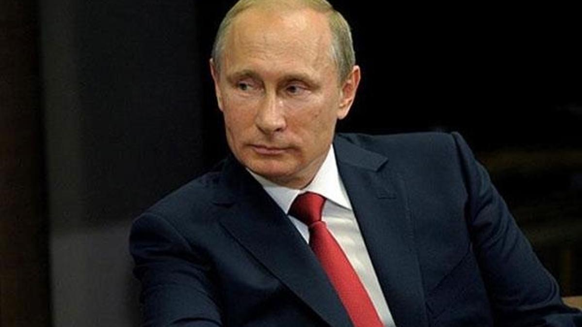 Rusya Devlet Başkanı Putin o çantayı yanından ayırmıyor