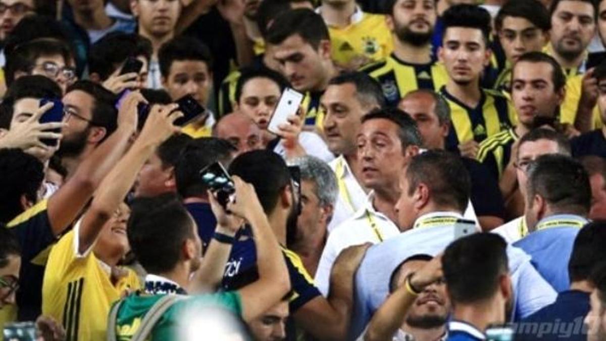 Fenerbahçe taraftarları Bielsa için çıldırıyor