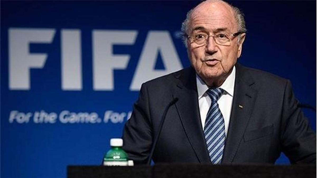 Sepp Blatter 6 yıl 8 ay men!