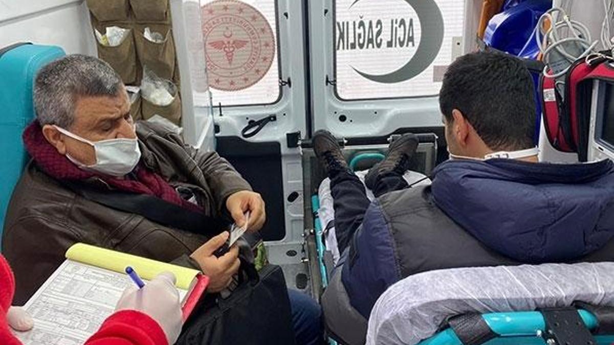 Testi pozitif çıkan baba-oğul otobüsten indirilip karantinaya alındı