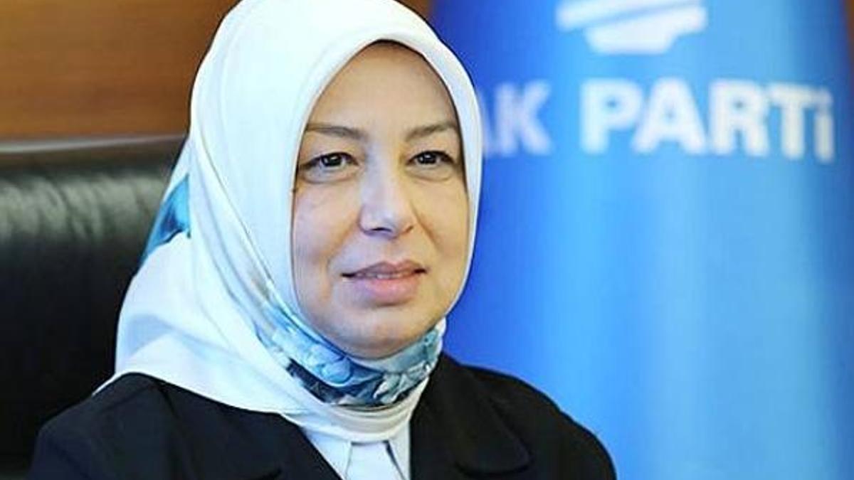 Öznur Çalık kimdir? Listede 18 yıldır yer alan AK Parti MKYK üyesi Öznur Çalık kaç yaşında, nereli?