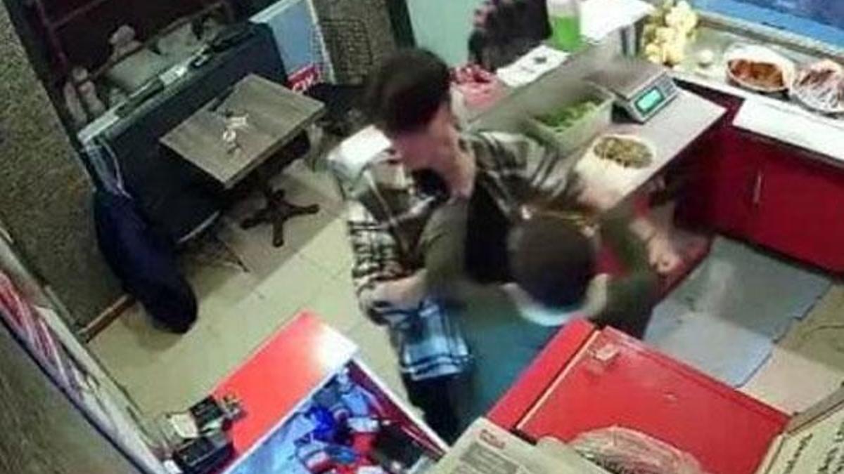 Çiğ köfte dürüm silah sayılsın! Savcıdan emsal niteliğinde talep