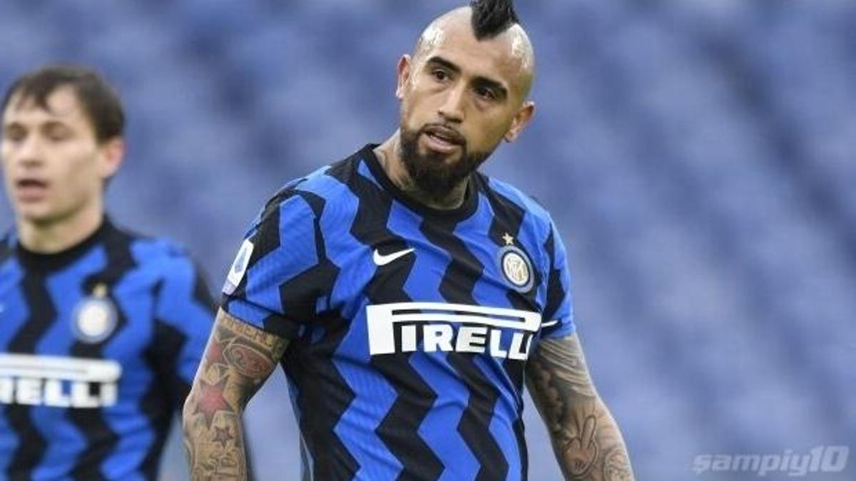 Vidal'in menajerinden flaş Galatasaray açıklaması
