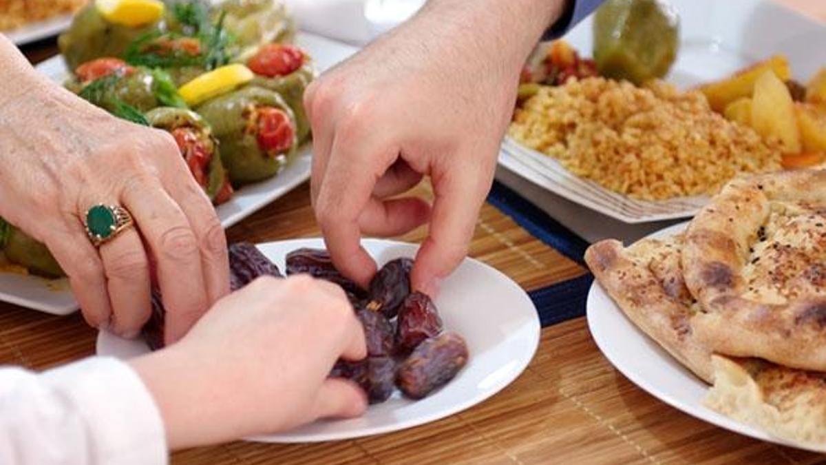 Ramazan fitresi ne kadar? Fitre ne zaman verilmelidir? Fitre kimlere verilir, kimlere verilmez?