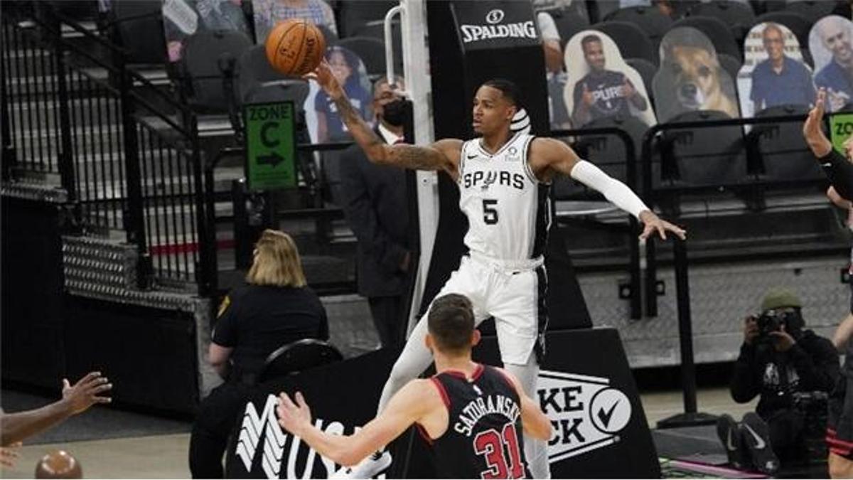 Popovich 1300. galibiyetini aldı!