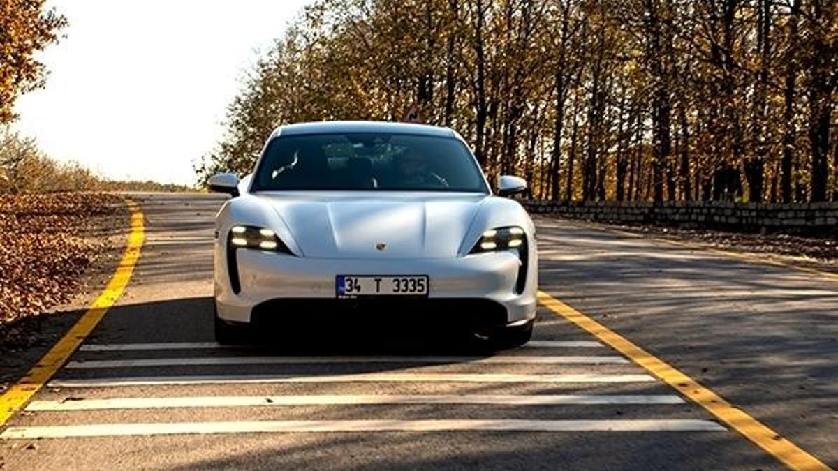 Porsche Türkiye’de şarja 10 milyon TL yatıracak!