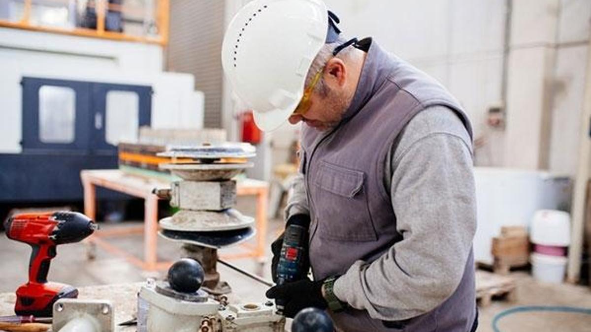 Vergi muafiyeti, nakdi ücret desteği, düşük faizli kredi... İşte Ekonomi Reform Paketi'nin detayları....
