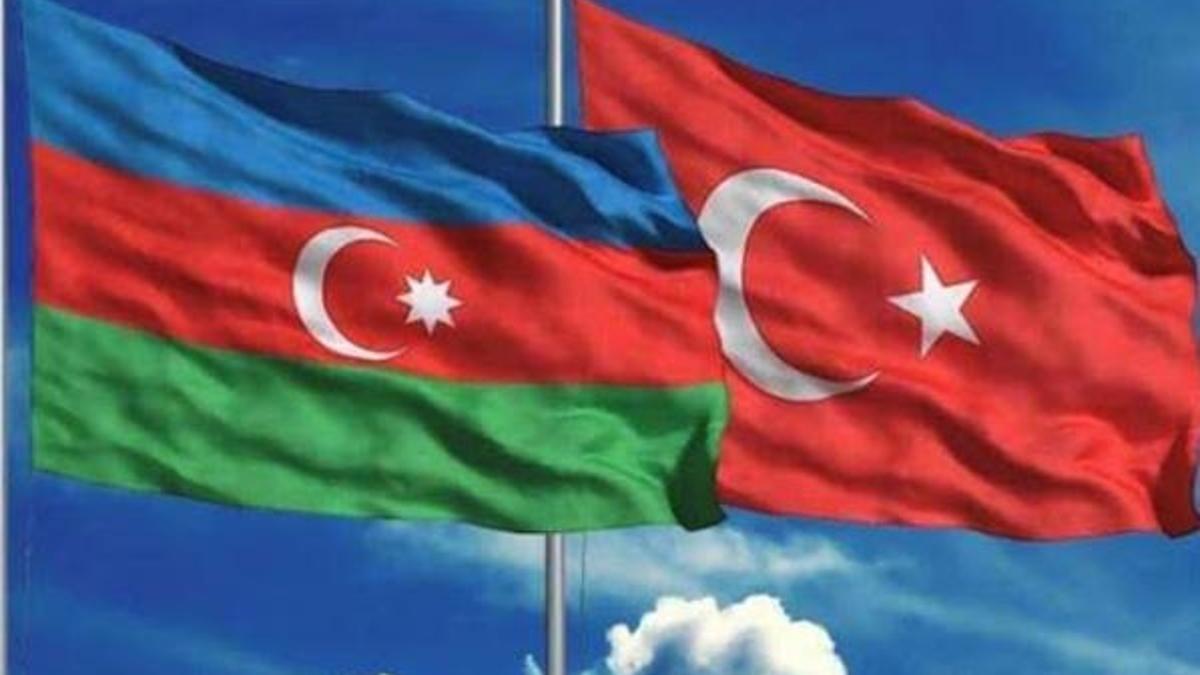 Azerbaycan'a kimlikle gidilir mi? Azerbaycan'a pasaport gerekli mi, pasaport kalktı mı?