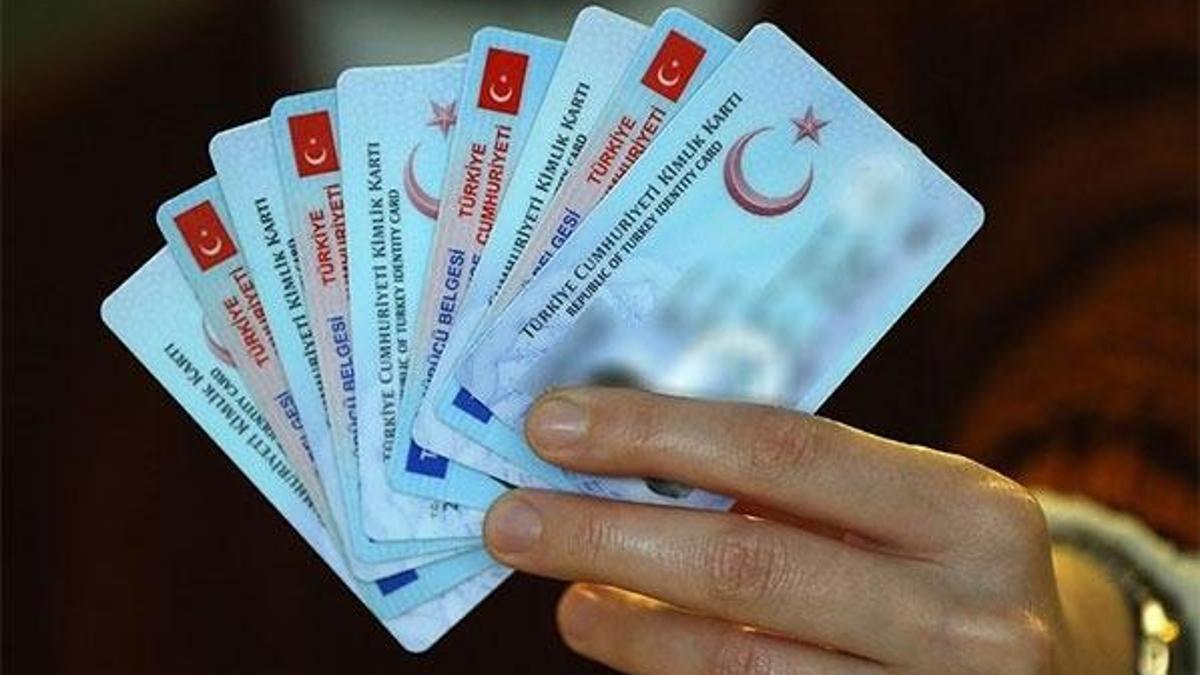 Kimlikle seyahat dönemi! 1 Nisan'da başlıyor, ilk kez...
