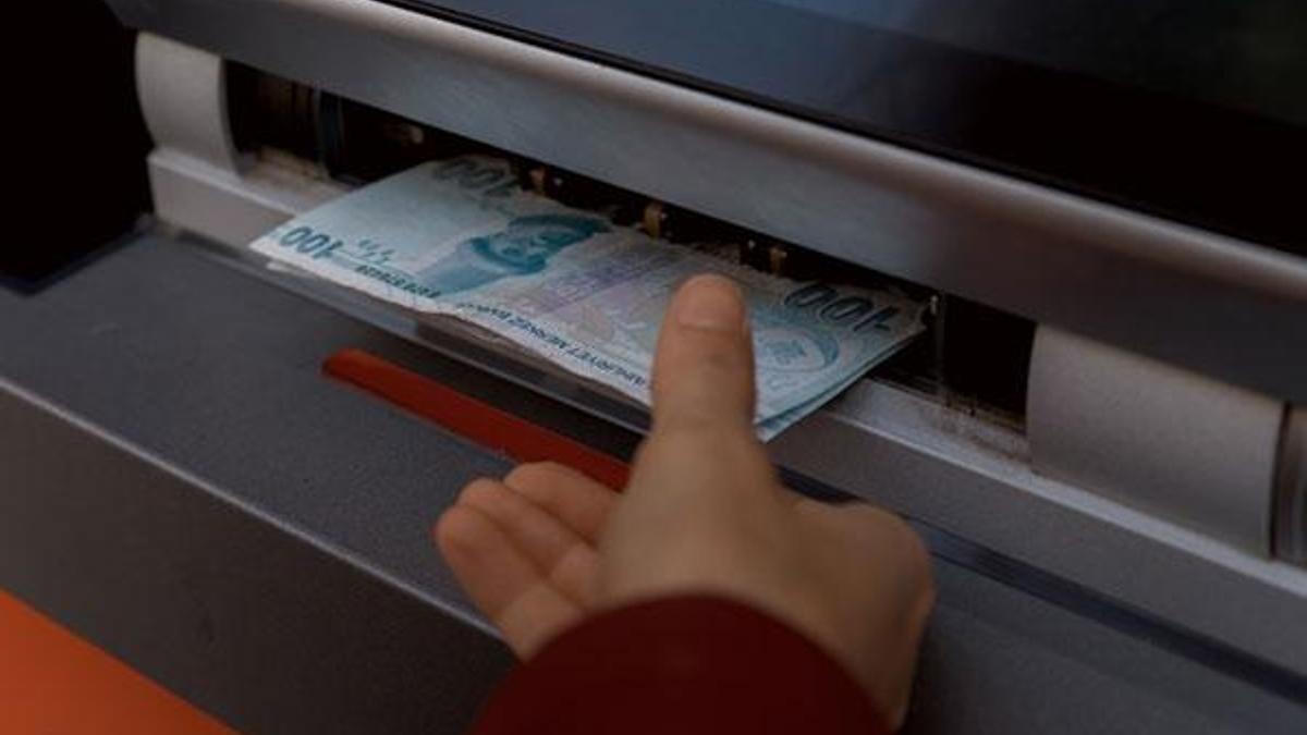 Halkbank, VakıfBank ve Ziraat Bankası tek tek duyurdu! Faiz kararı...