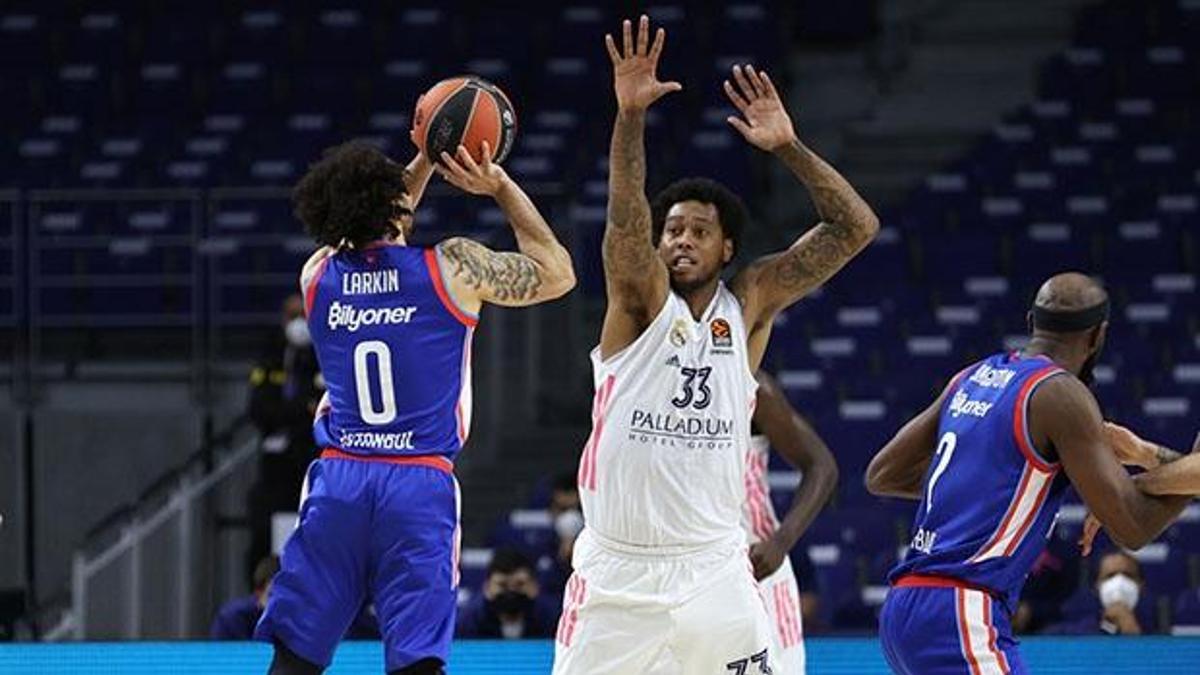 Anadolu Efes, Euroleague’de Play-Off’lara katılmayı garantiledi