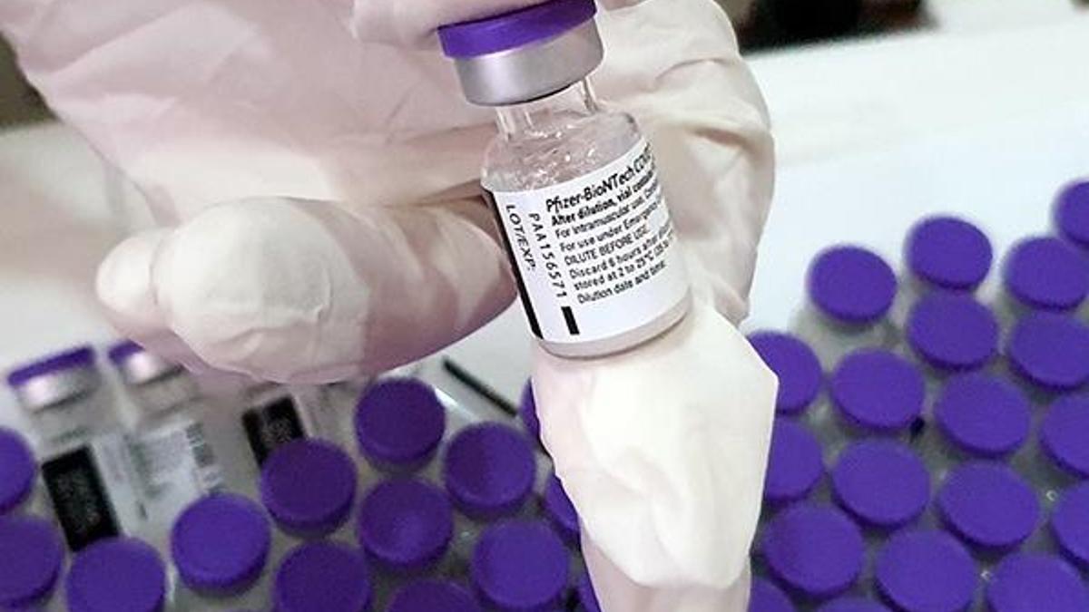 Depodan hastaneye BionTech aşısının yolculuğu