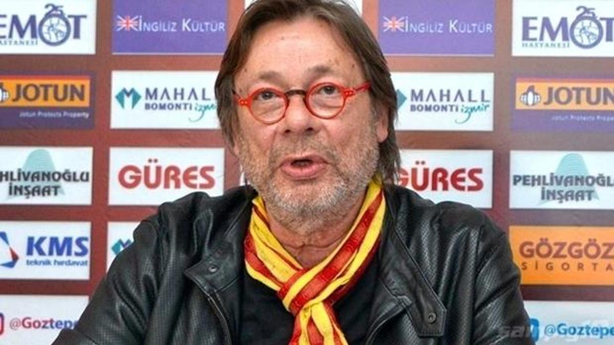 Galatasaray'ın iki oyuncusuyla masaya oturdu