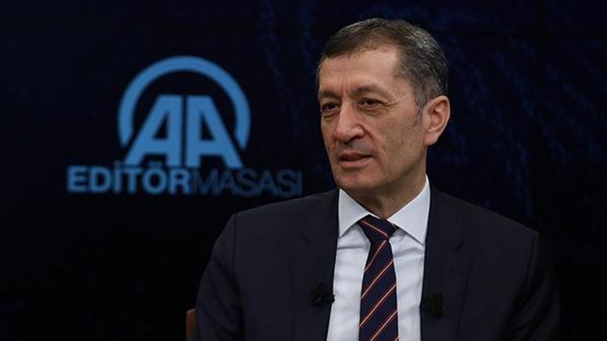 MEB harekete geçti ve belli oldu! 1 yıl şartı var, uzaktan yapılamaz...
