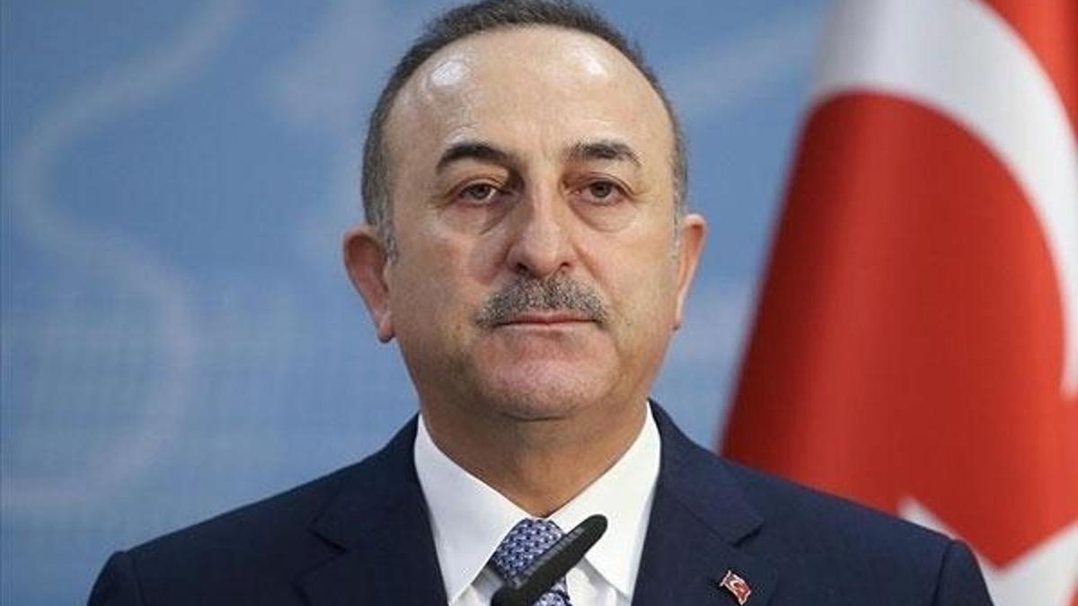 Bakan Çavuşoğlu'ndan sert tepki: Aba altından sopa gösteriyorlar