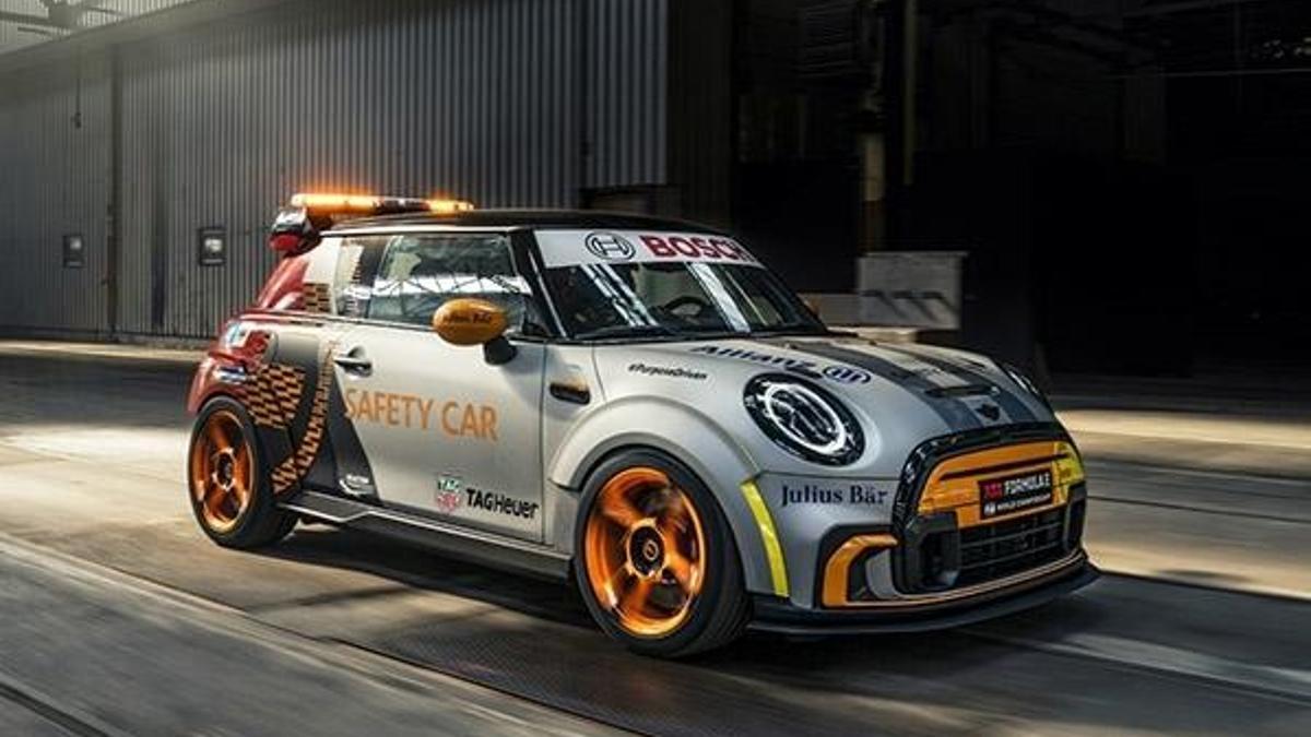 MINI, Formula E güvenlik aracı oldu!