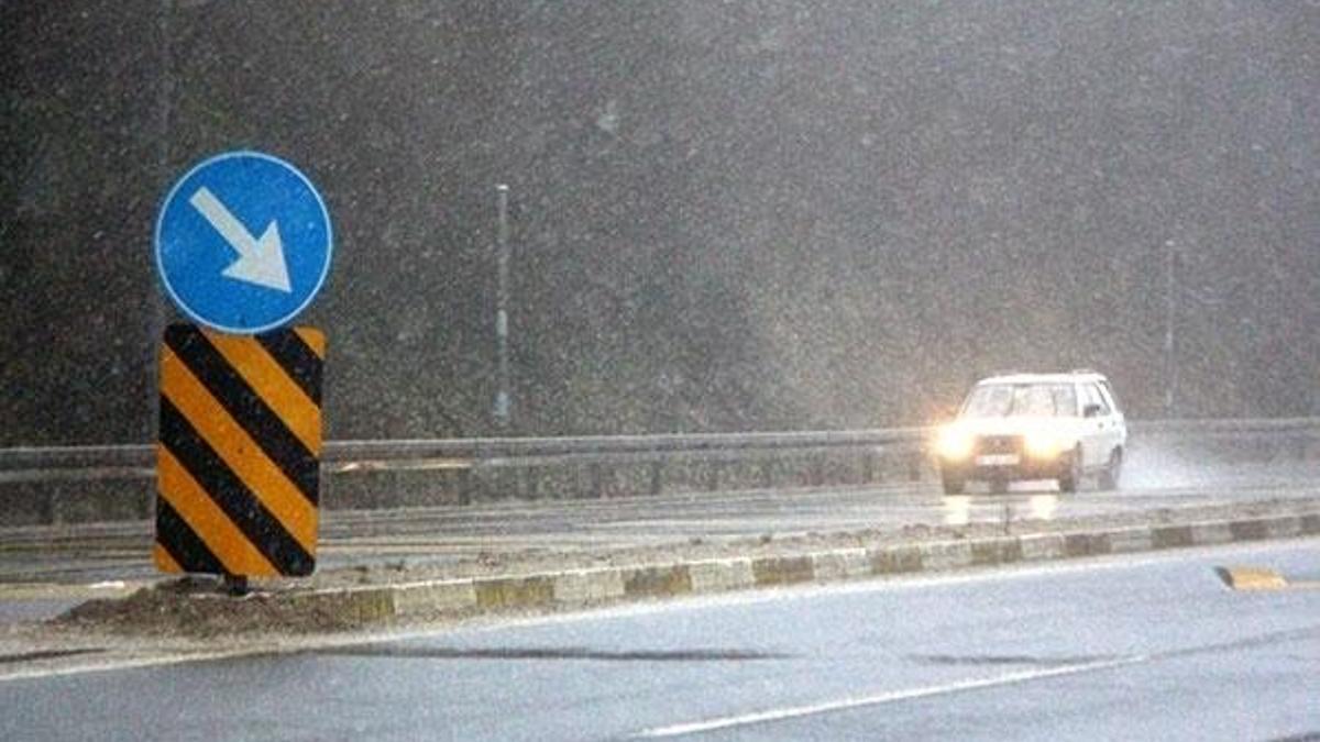 Kar kapıya dayandı! Bolu Dağı'nda yağış başladı