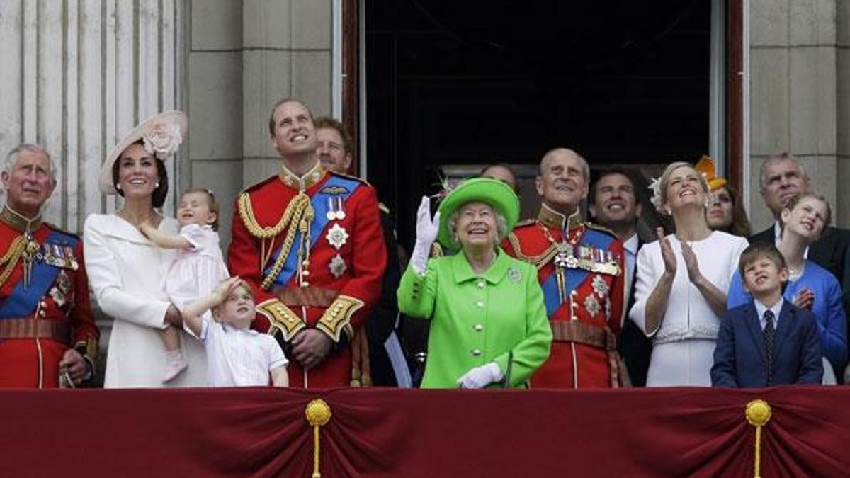 İngiltere Kraliçesi 2. Elizabeth'in eşi Prens Philip hayatını  kaybetti