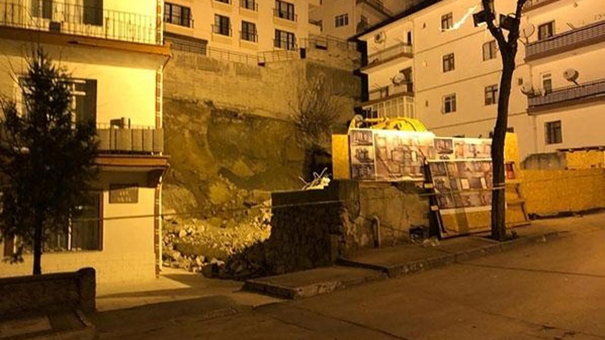 Ankara'da temeli kayan apartman nedeniyle 15 bina tahliye edildi