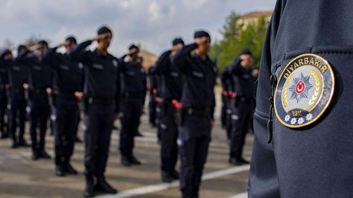 Polis Haftası mesajları 2021 - sözleri derlendi! En güzel, kısa, anlamlı, yazılı, yeni 176. yıl dönümünde 2021 Polis Haftası kutlama mesajları ile sözleri...